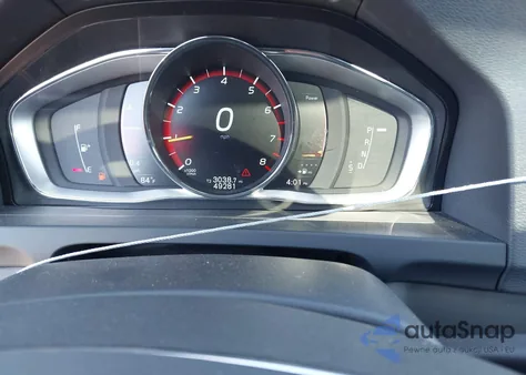 2015 Volvo S60 T5 Premier z USA, uszkodzony, nr VIN YV140MFK2F1358585